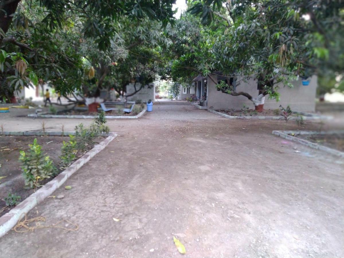 Shiv Farm House Hotel Sasan Gir Ngoại thất bức ảnh